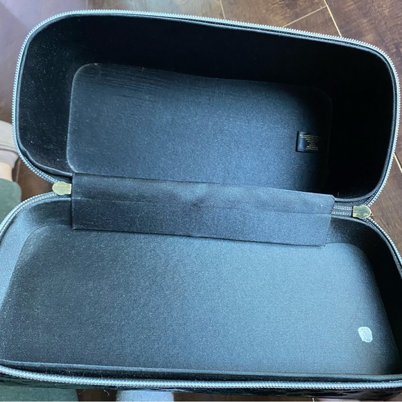 Elizabeth Ardem Makeup Training Case - Picture 5 of 8